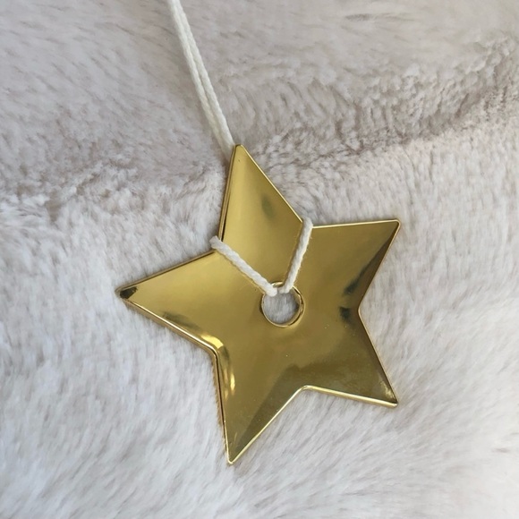 Dior Gold Metal Star Charm - Picture 2 of 5